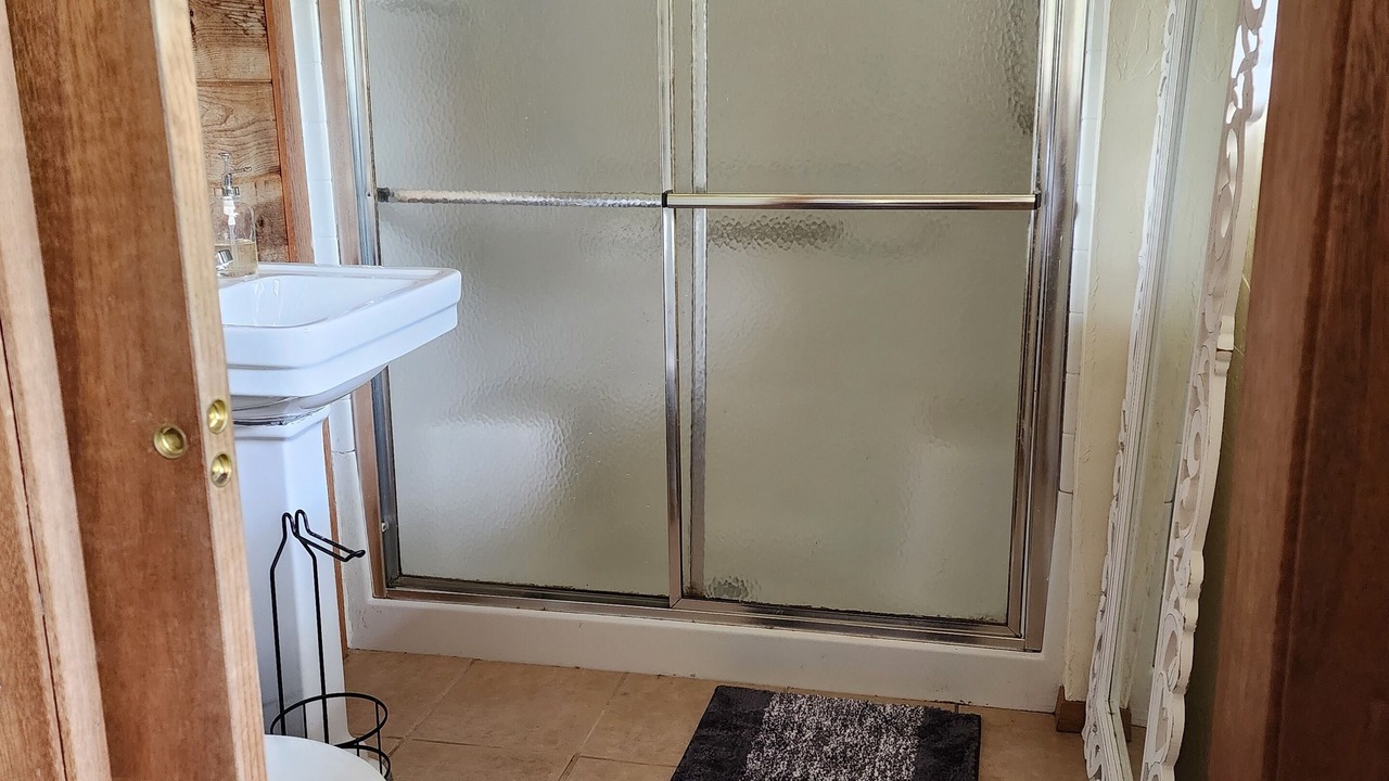 Photo of Bathroom in Keaau