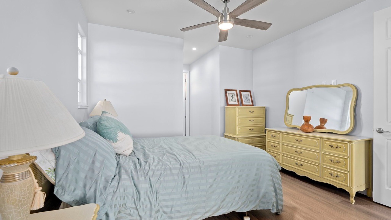 Photo of Bedroom in Waianae