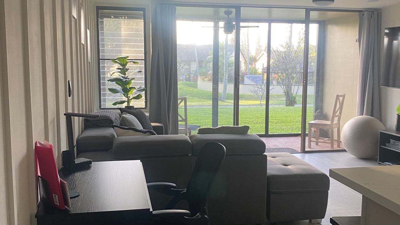 Photo of Livingroom in Kahuku