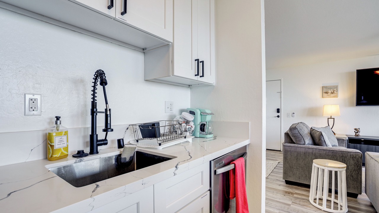Photo of Kitchen in Waianae