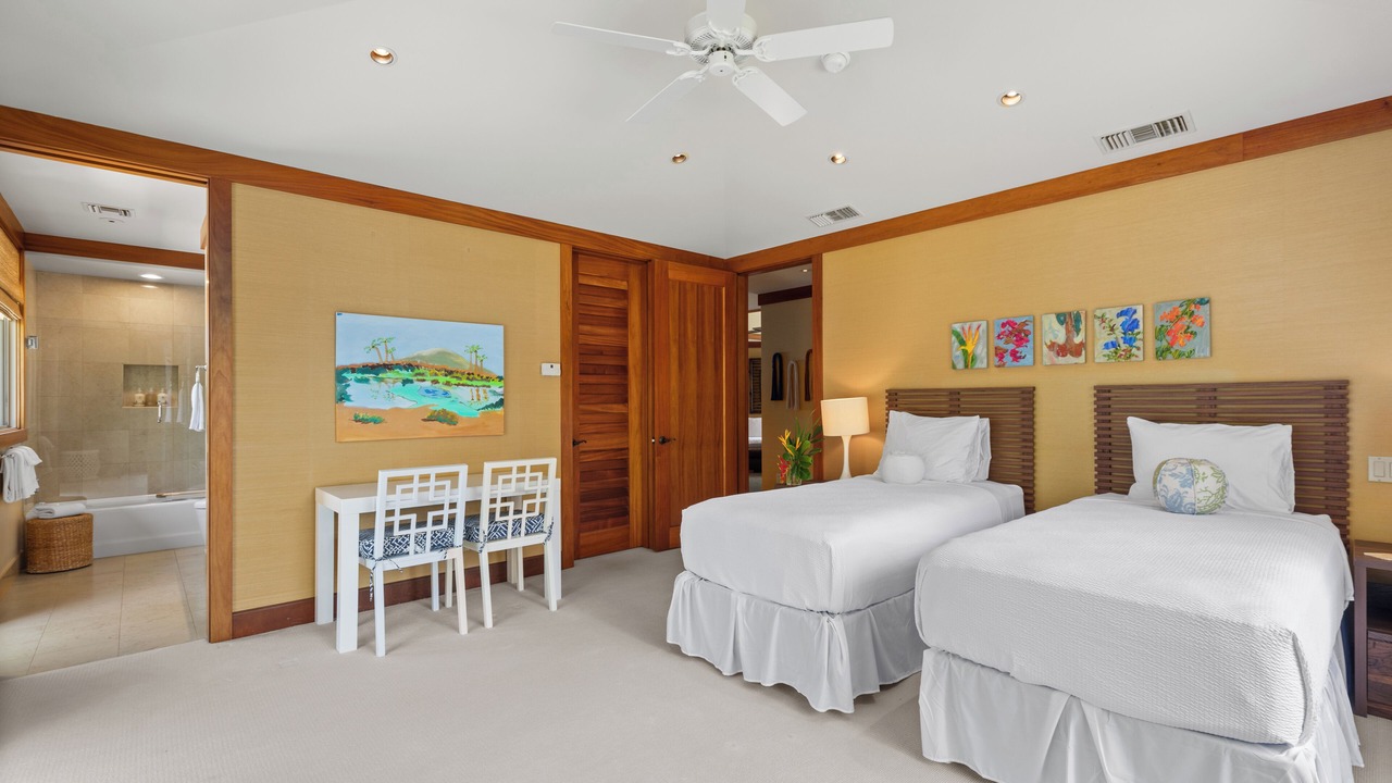 Photo of Bedroom in Kaupulehu