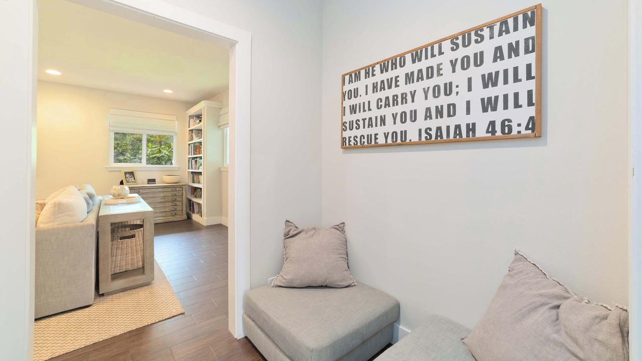 Photo of Livingroom in Kailua-Kona