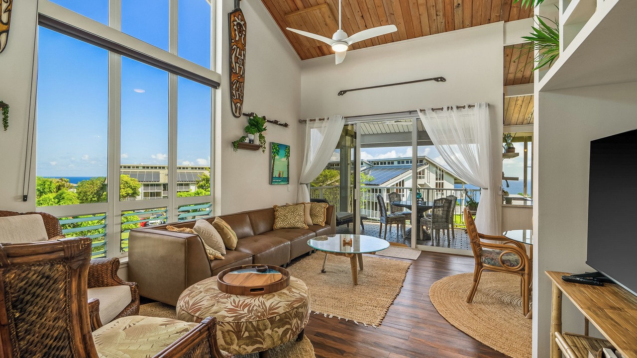 Photo of Livingroom in Princeville