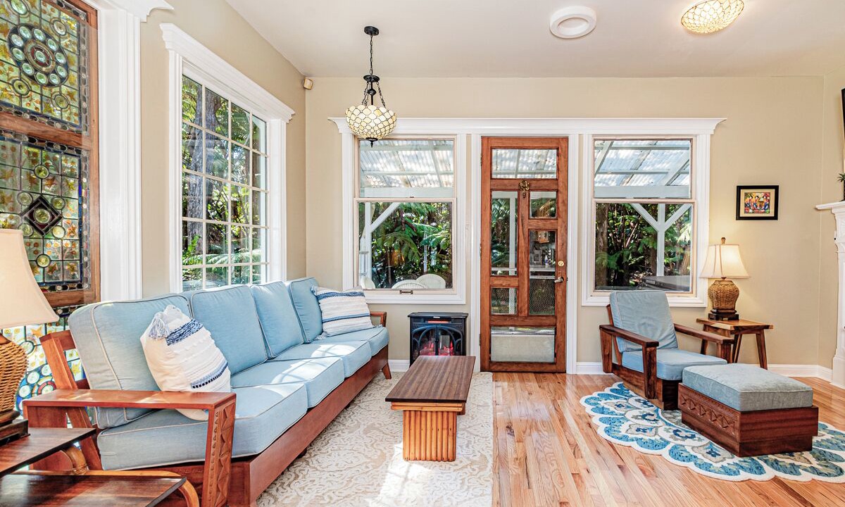 Photo of Livingroom in Volcano