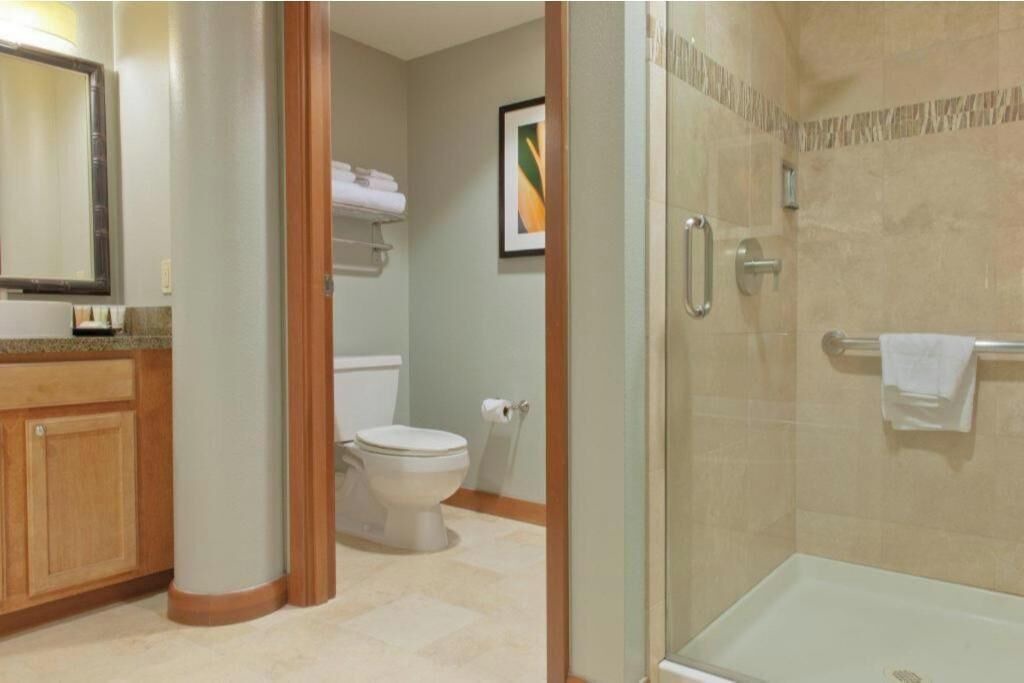 Photo of Bathroom in Kahalu u