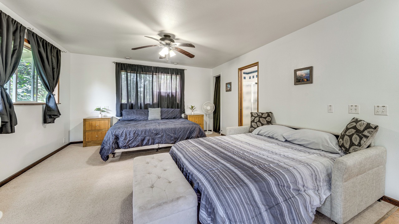 Photo of Bedroom in Keaau