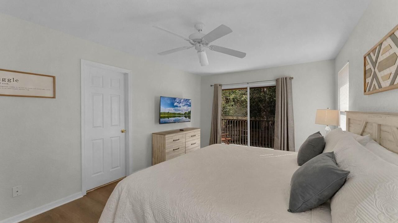 Photo of Bedroom in Regal Palms