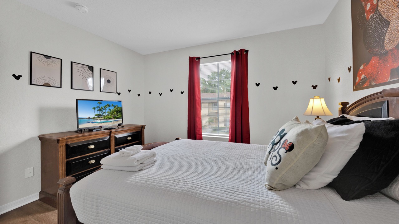 Photo of Bedroom in Regal Palms