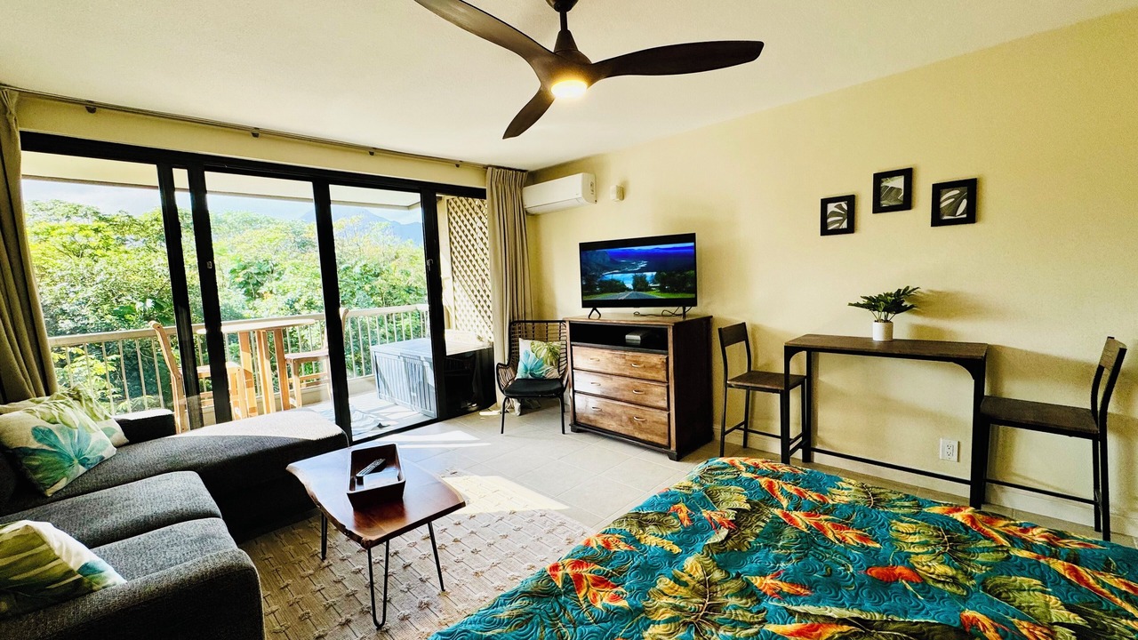 Photo of Livingroom in Princeville