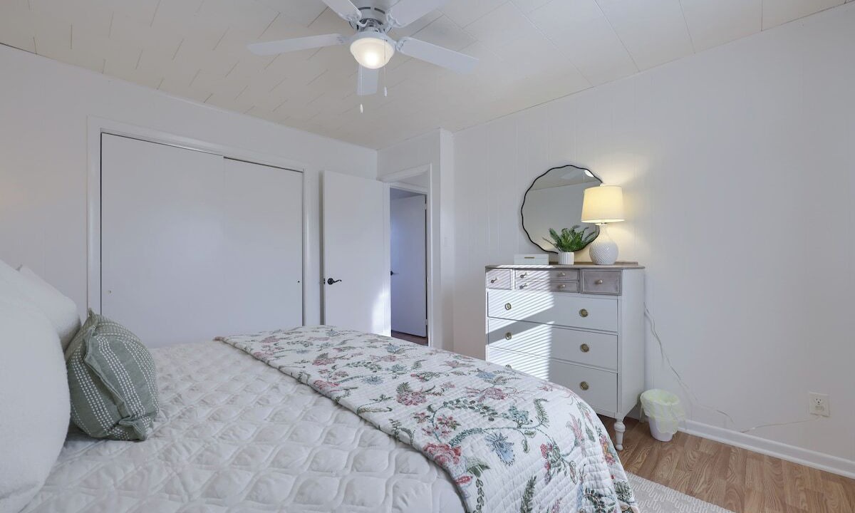 Photo of Bedroom in Loyalton