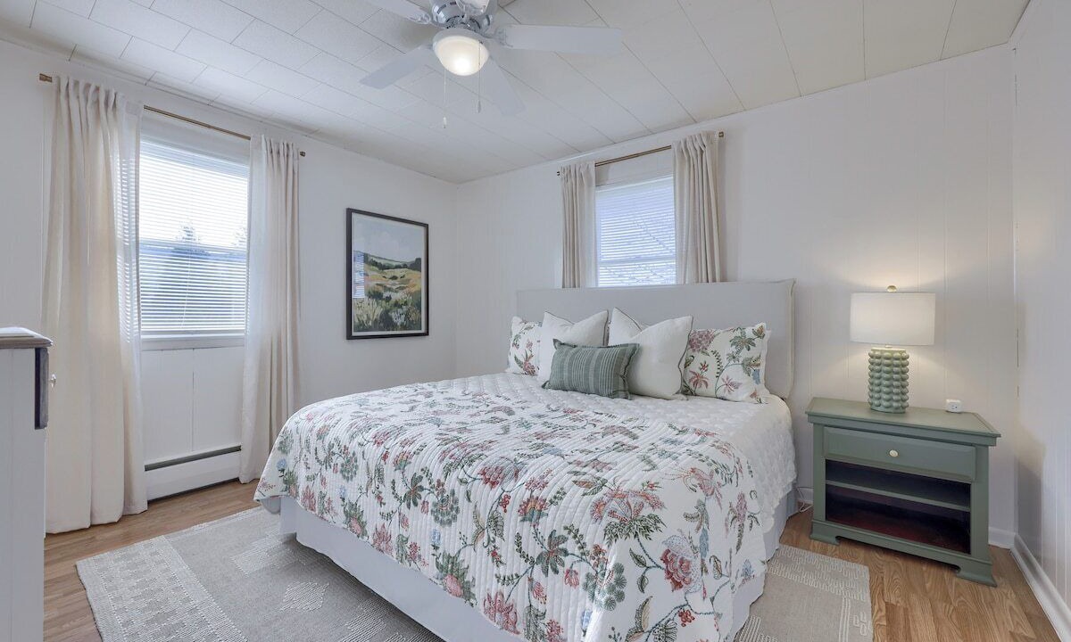 Photo of Bedroom in Loyalton