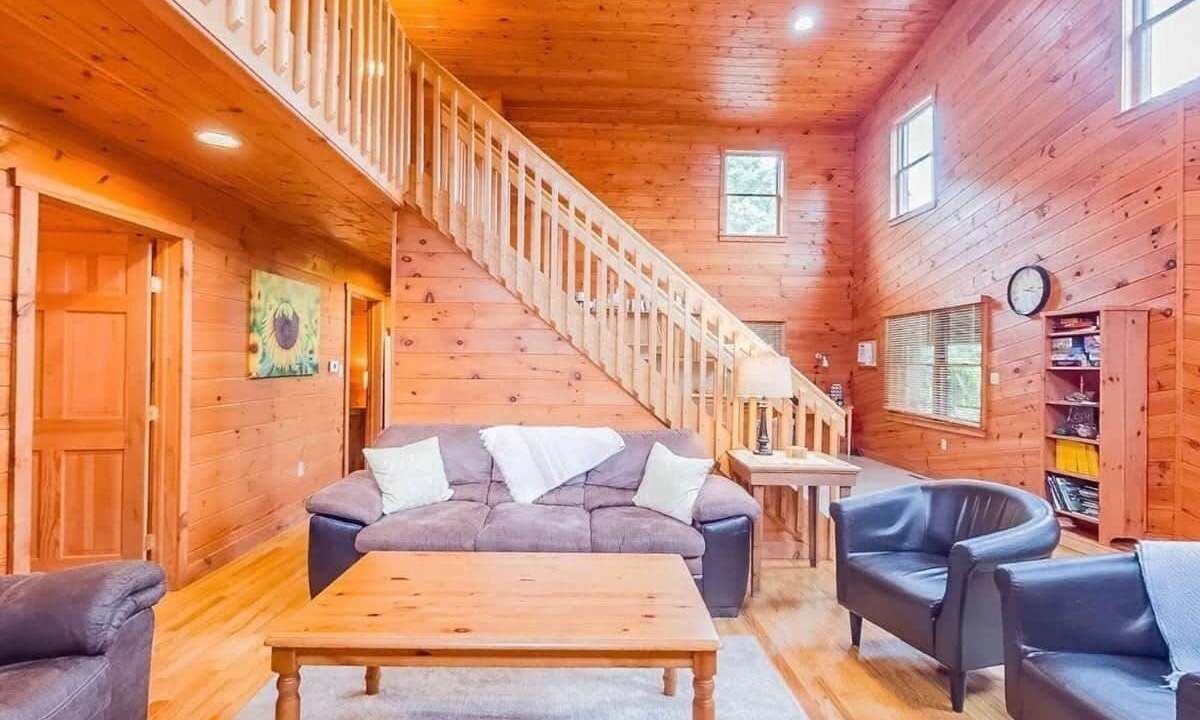 Photo of Livingroom in Benton