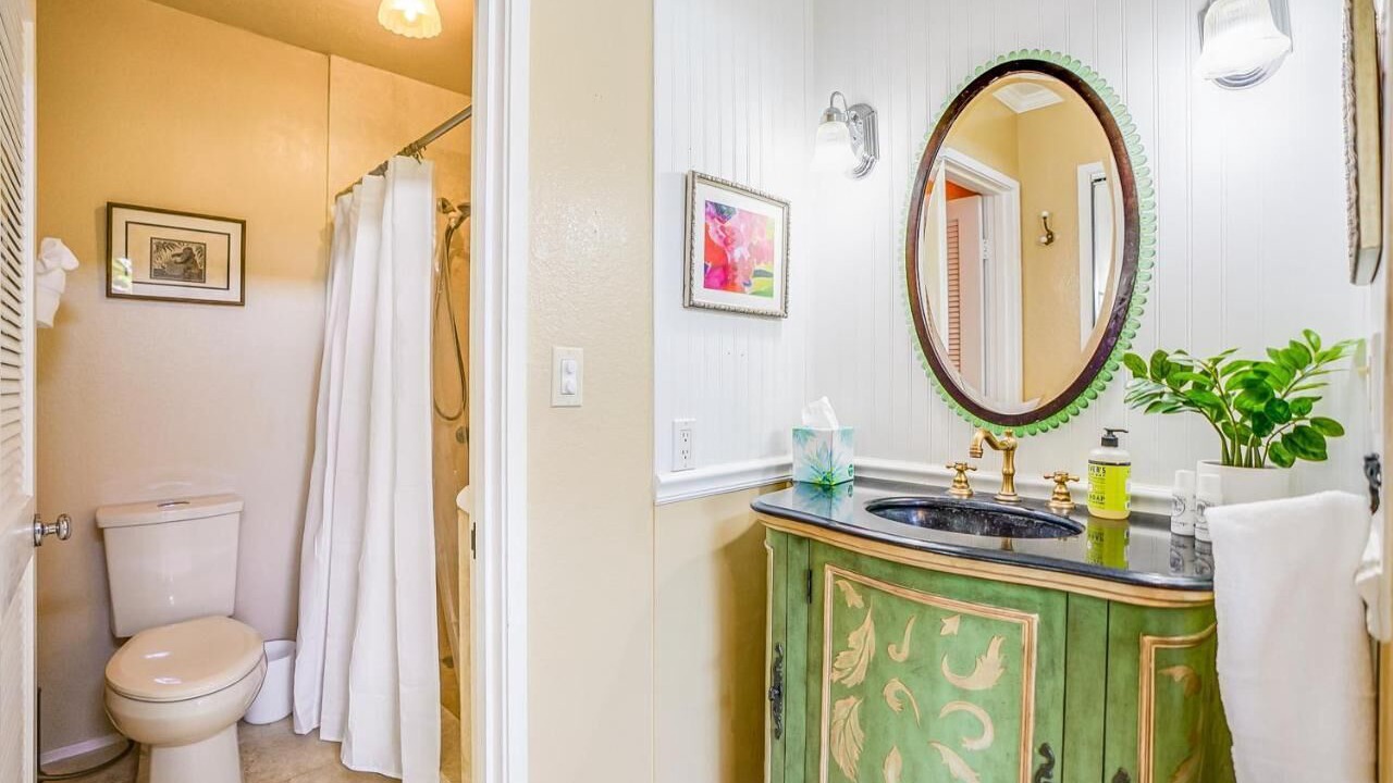 Photo of Bathroom in Princeville
