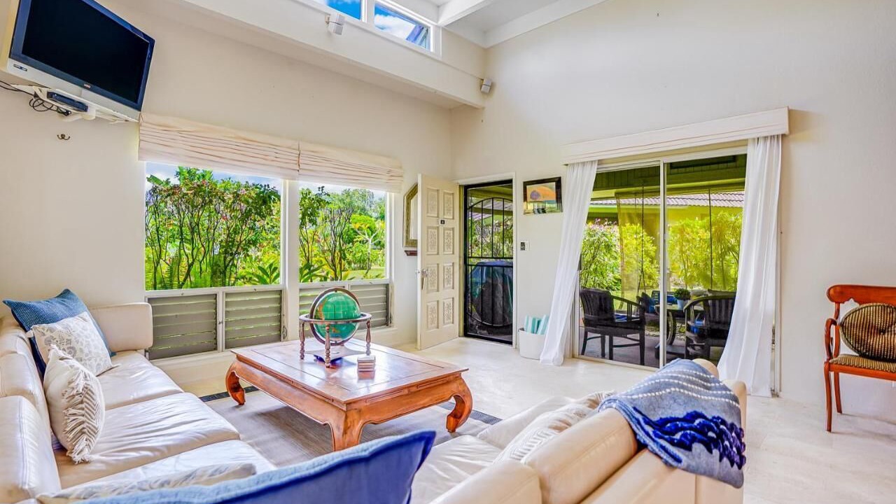 Photo of Livingroom in Princeville