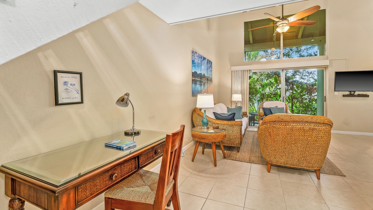 Photo of Livingroom in Princeville