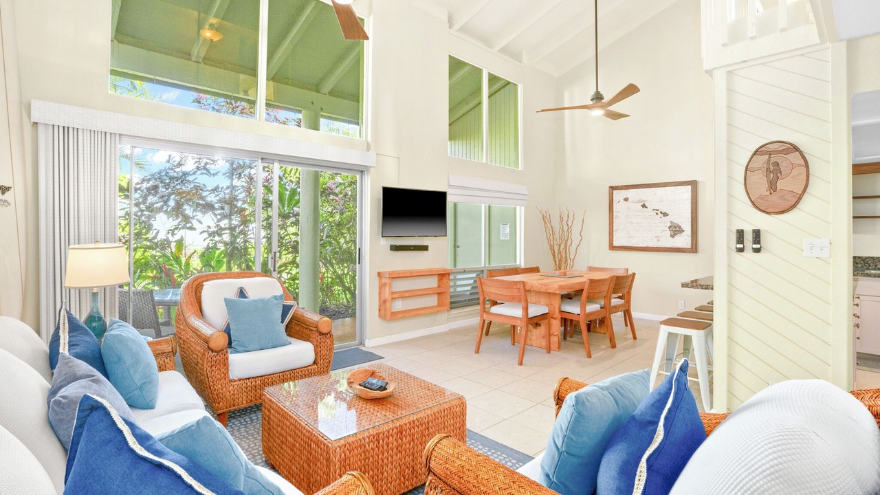 Photo of Livingroom in Princeville