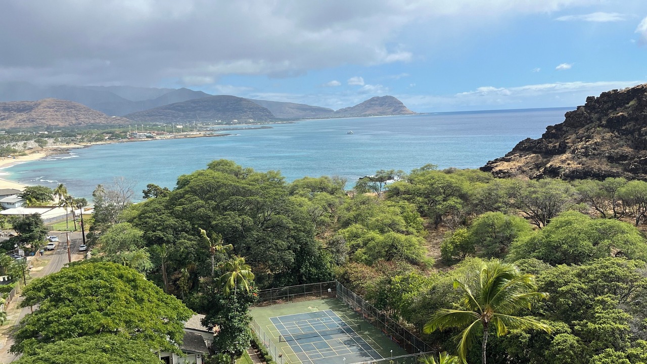 Photo of Others in Makaha