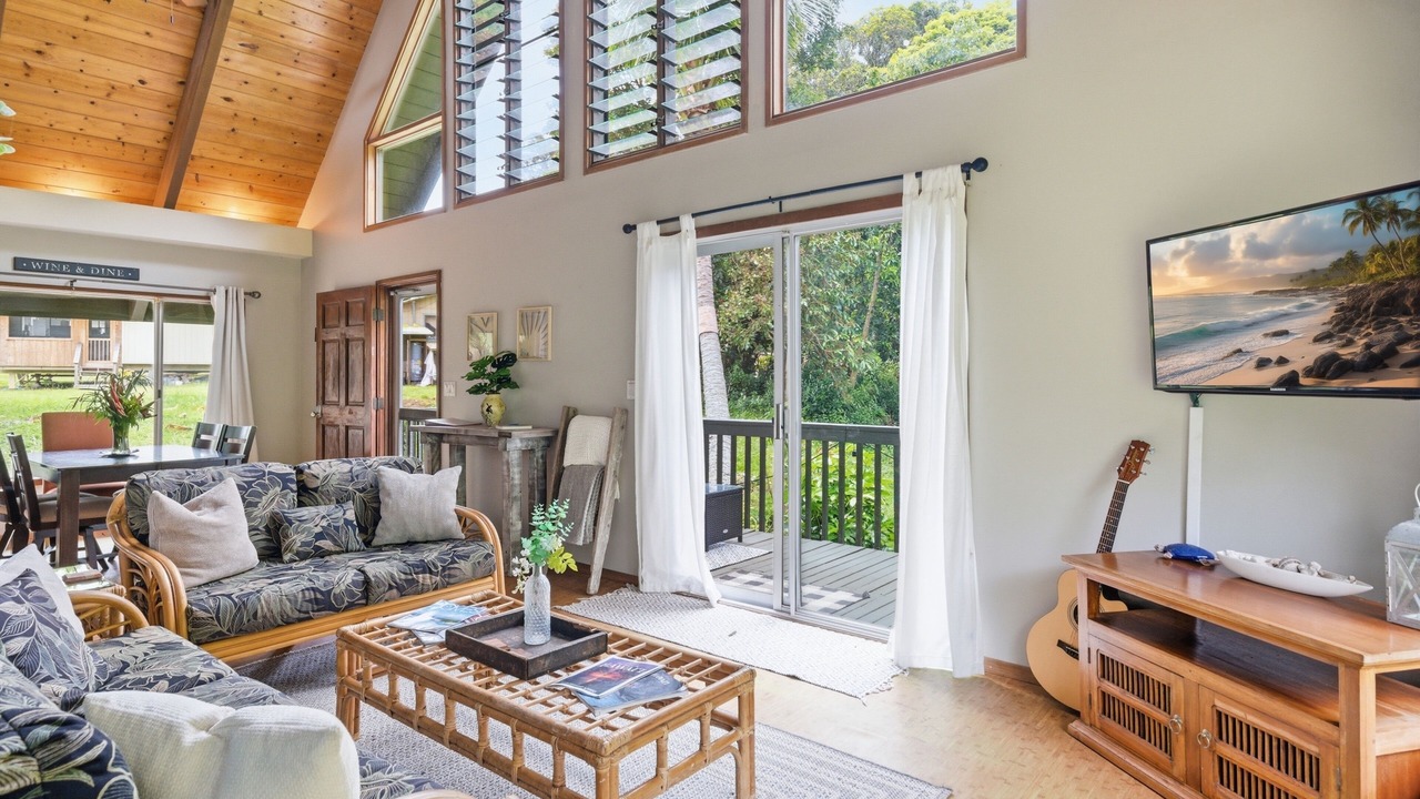 Photo of Livingroom in Hawi