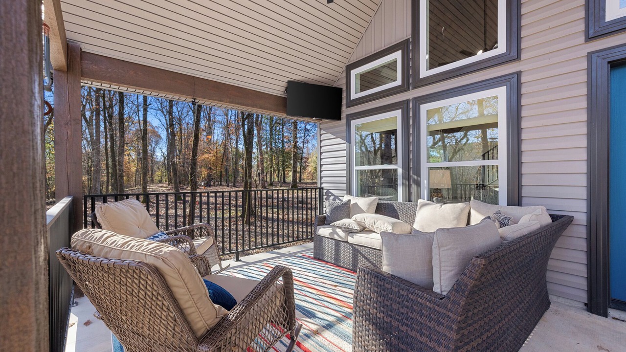 Photo of Patio Balcony in Lockesburg