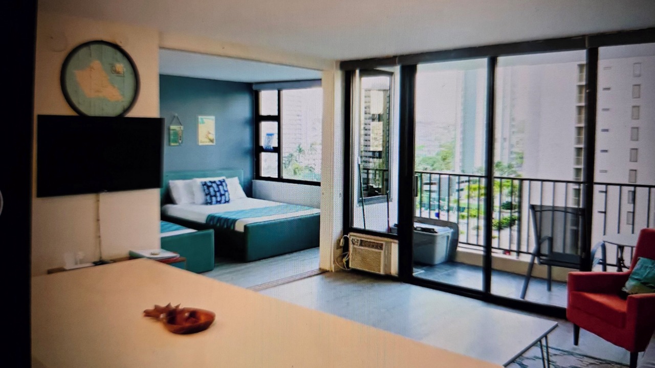 Photo of Bedroom in Waikiki