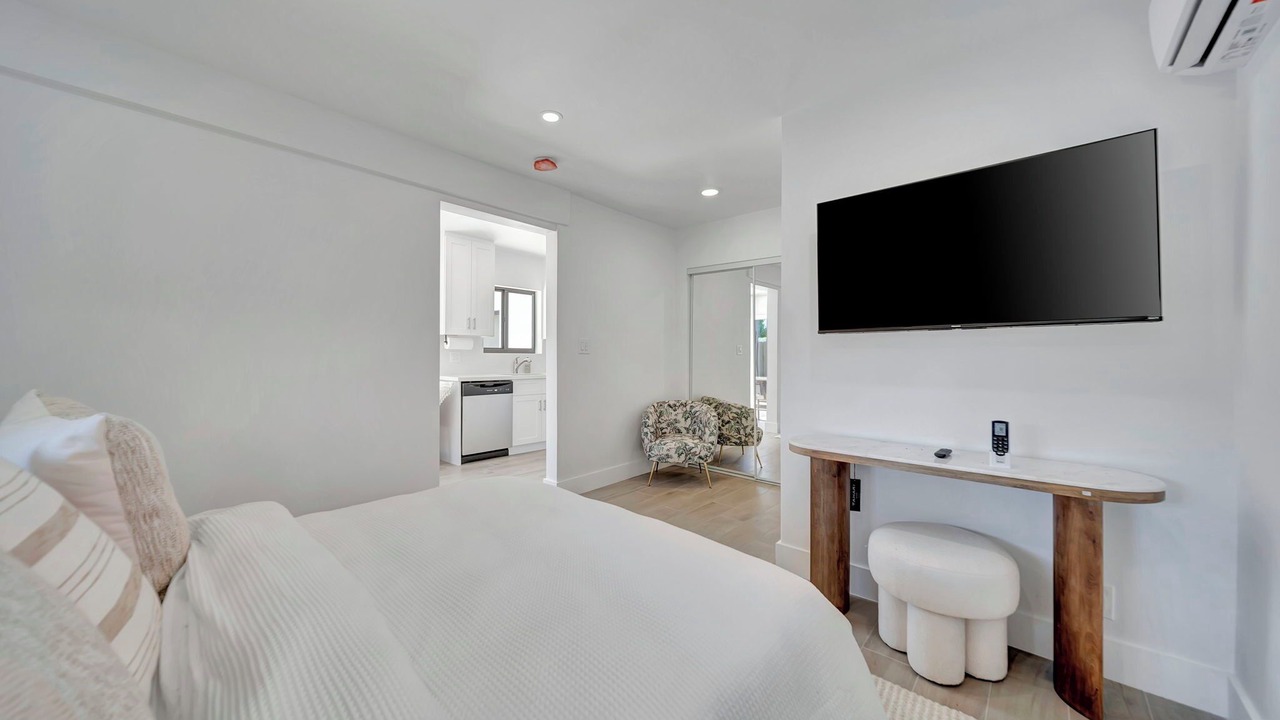 Photo of Bedroom in Coral Ridge