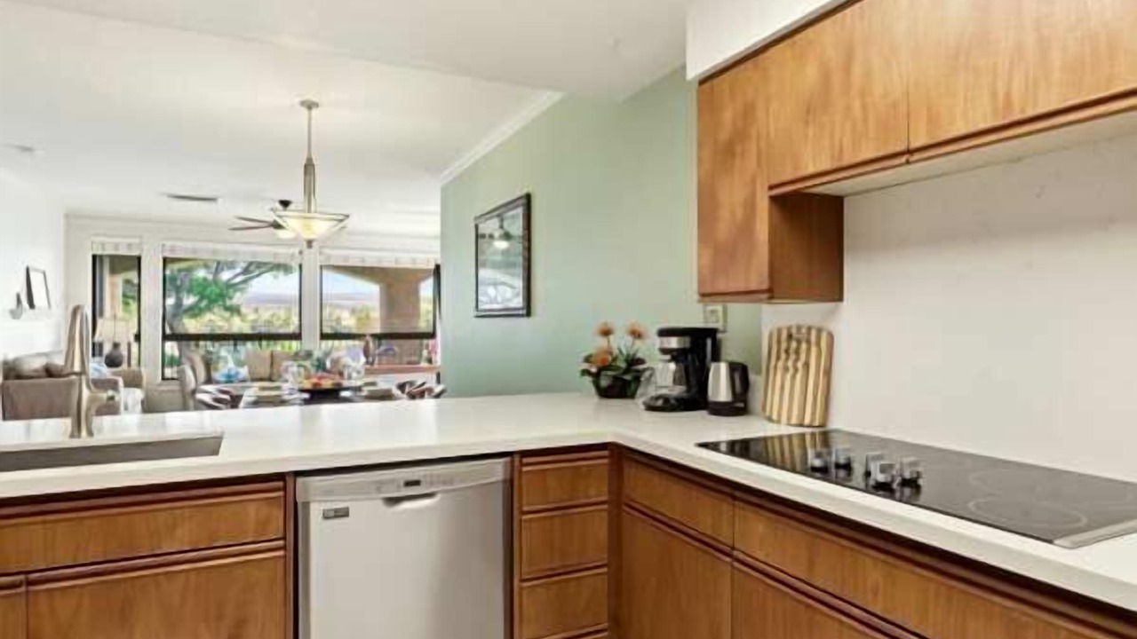 Photo of Kitchen in Waikoloa