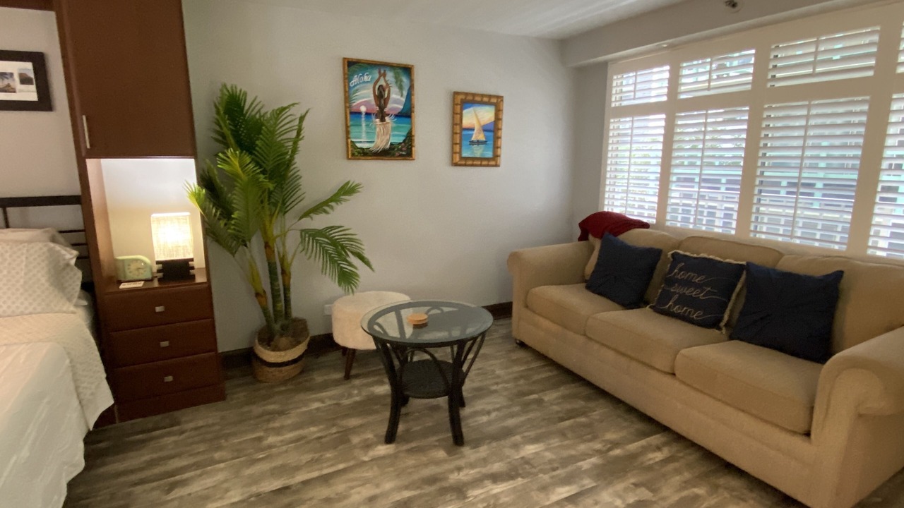 Photo of Livingroom in Diamond Head - Kapahulu - St. Louis