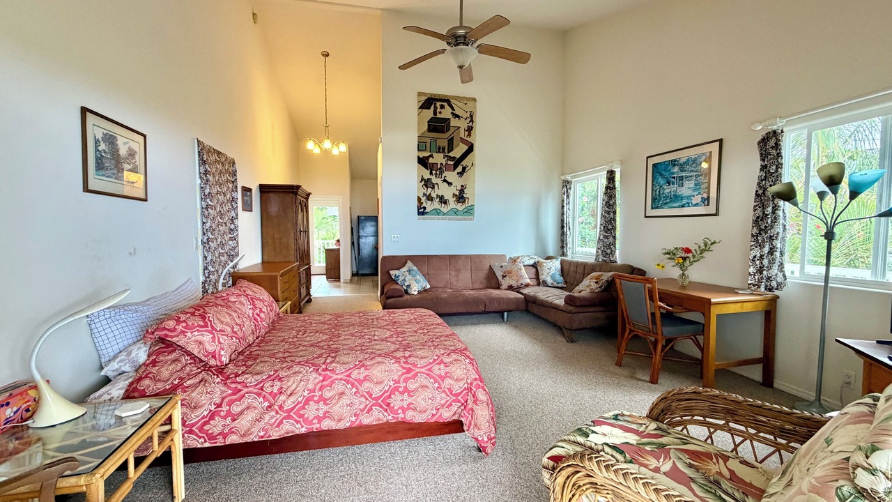 Photo of Bedroom in Kalaoa