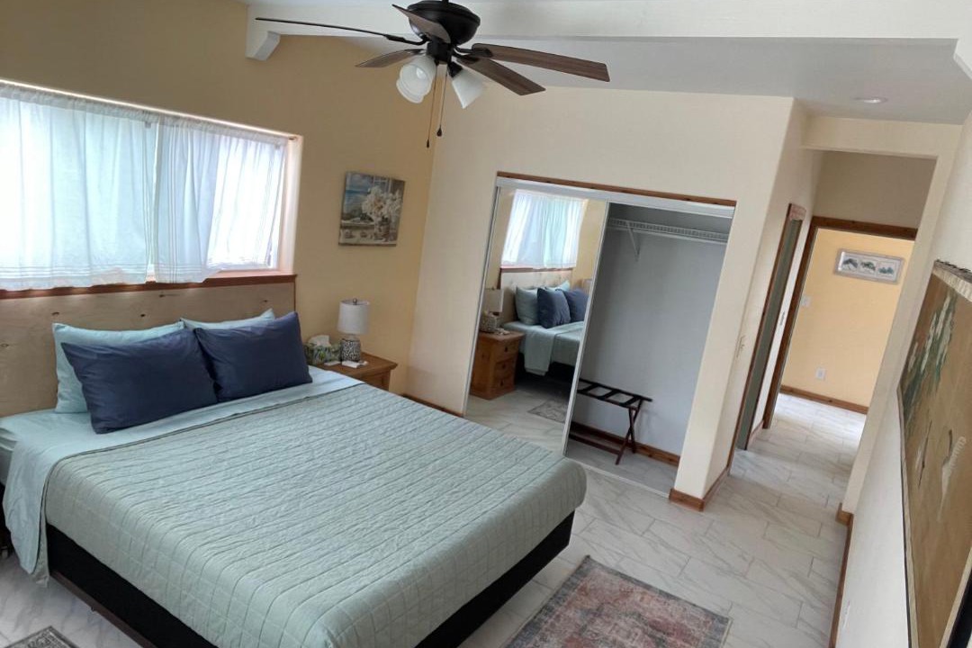 Photo of Bedroom in Kealakekua