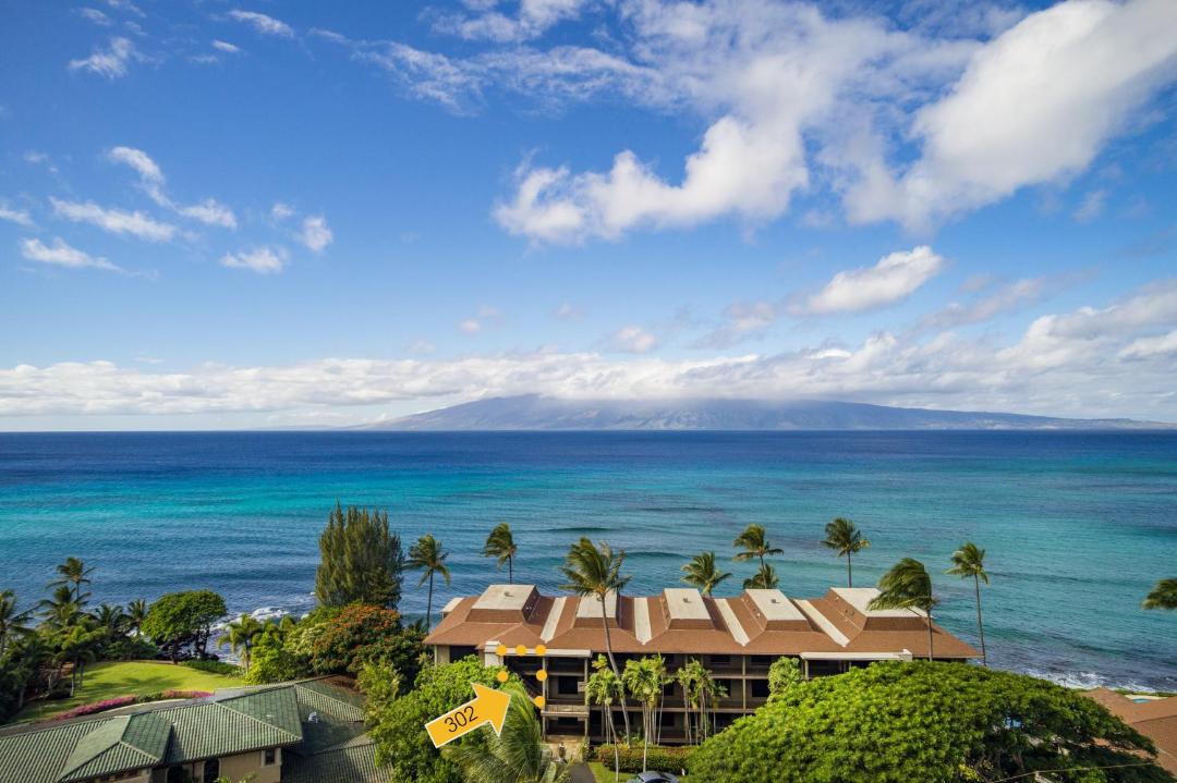 Photo of Others in Kahana
