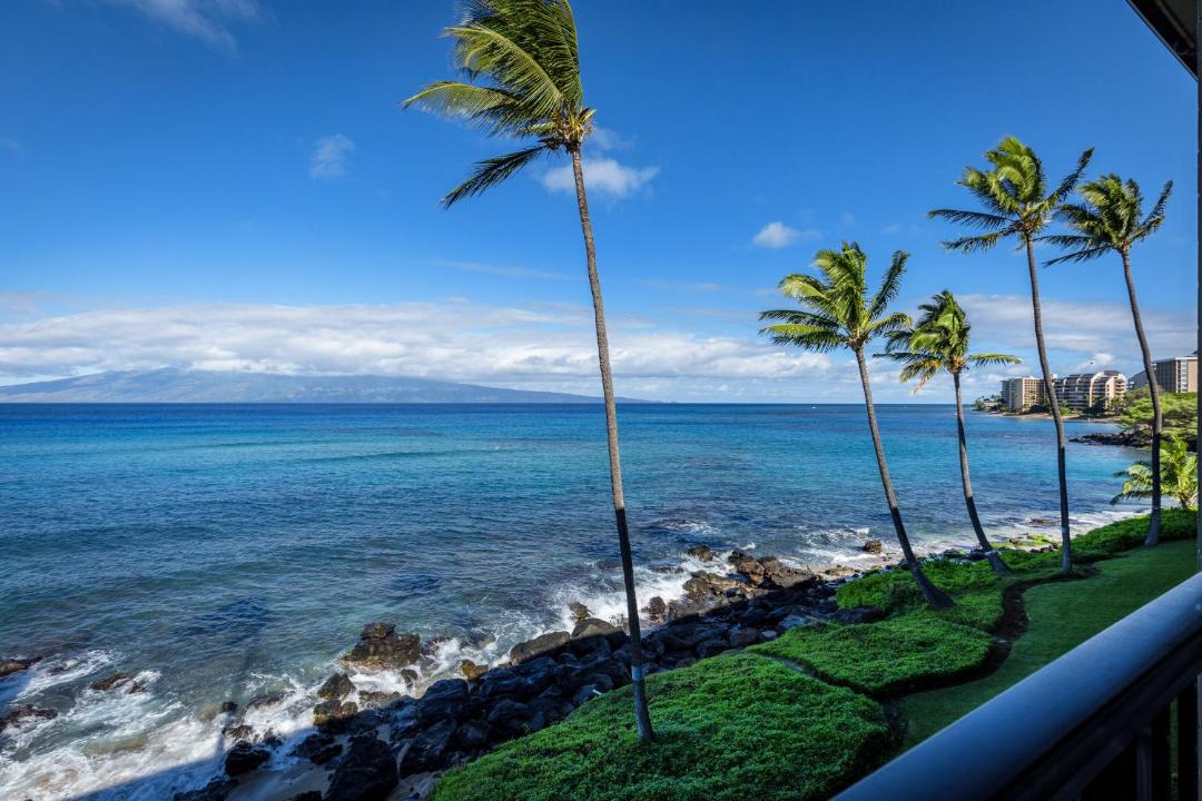 Photo of Others in Kahana