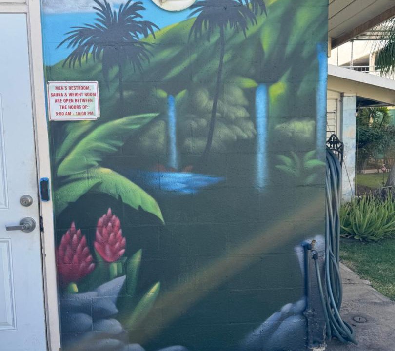 Photo of Others in Makaha
