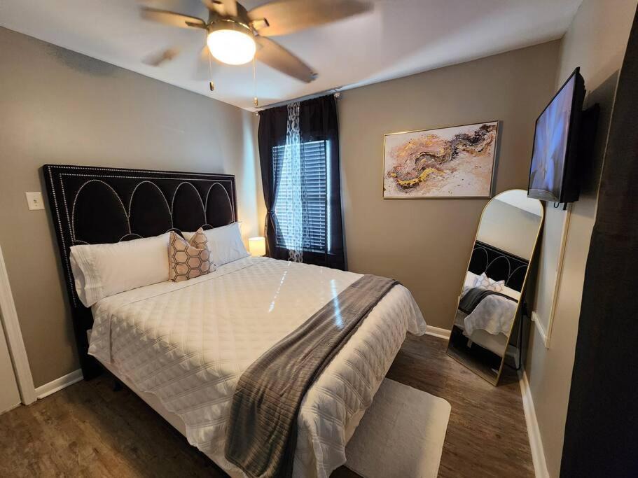 Photo of Bedroom in Mobile