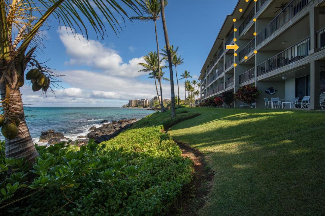 Photo of Others in Kahana