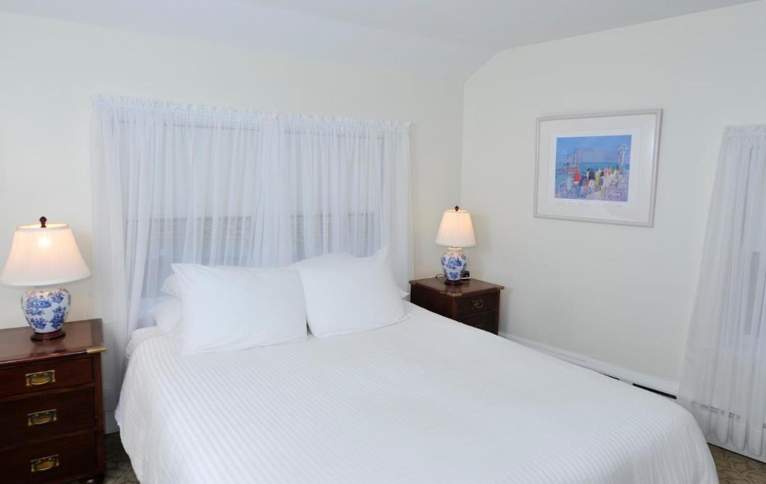 Photo of Bedroom in Historic Hill