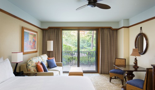 Room, Garden View