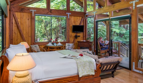 Room, 1 Queen Bed, Private Bathroom