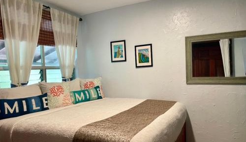 Standard Double Room with Shared Bathroom