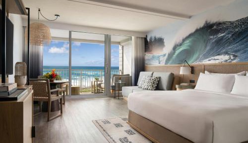 King Room with Sofa Bed and Ocean View