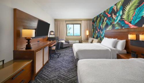 Queen Room with Two Queen Beds and Sofa Bed - Hearing Accessible