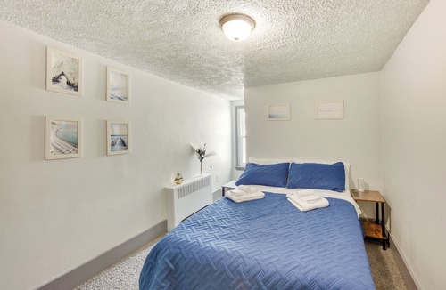 Mount Carmel Cottage | Home 13 Mi to Knoebels Amusement Resort