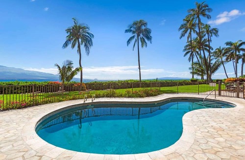 Maalaea Hotel | Maalaea Banyans by Coldwell Banker Island Vacations