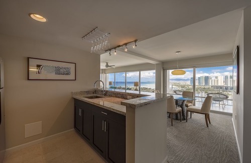 Waikiki Hotel | Ilikai by Luana Hawaii Vacation Rentals