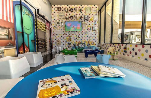 Reunion Hotel | Magic Village Views Trademark Collection by Wyndham