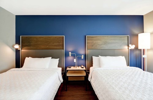 Reamstown Hotel | TRU by Hilton Denver