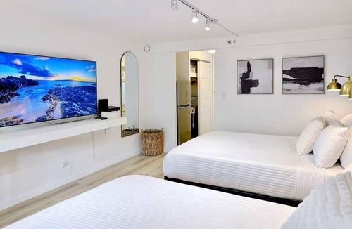Waikiki Cottage | @ Marbella Lane- Trendy Waikiki Oasis Near Beach
