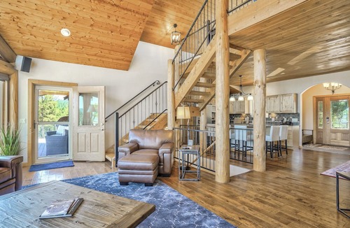 Woodland Park House | Rustic Luxury