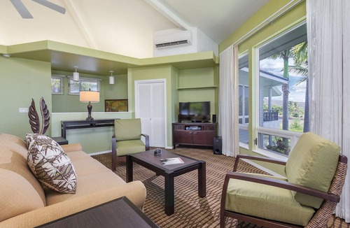 Keauhou Hotel | Holua Resort