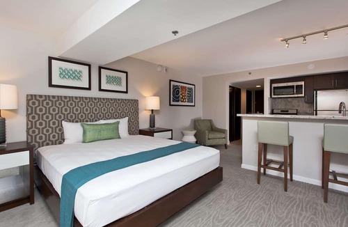 Waikiki Hotel | Ilikai Hotel & Luxury Suites