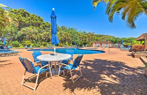 Maunaloa Condo | Pool Access, Walk to Kepuhi Beach: Tranquil Escape